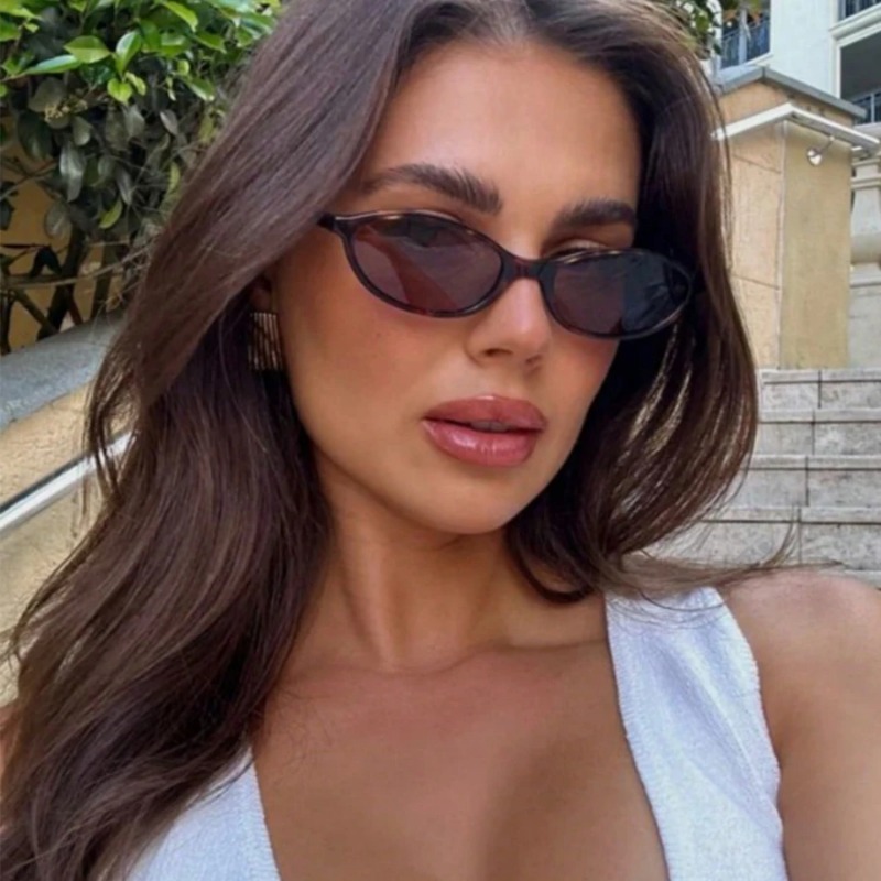 Sunglasses Cat Eye - نظارات شمسية بإطار بيضاوي عتيق الطراز،