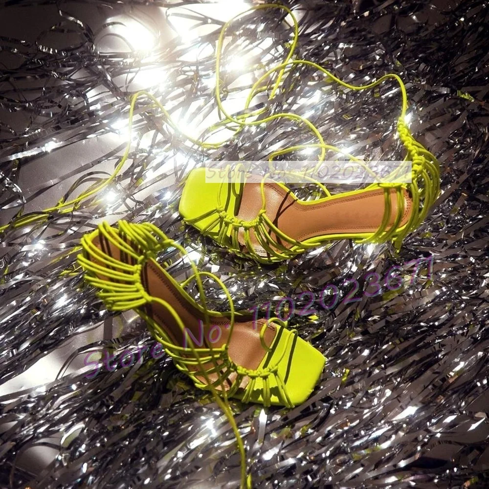 Sandal Strappy Heeled - صنادل أنيقة بسلك من الدانتيل للنساء